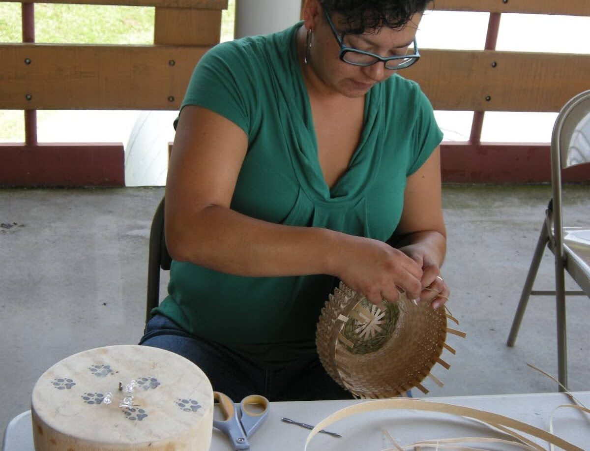 Carrie Hill basket weaving class